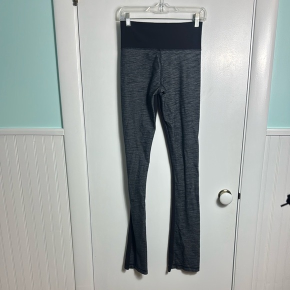 Lululemon Barre Pulse Pant Black Reversible Slub Denim Black Size 6 - Picture 6 of 10